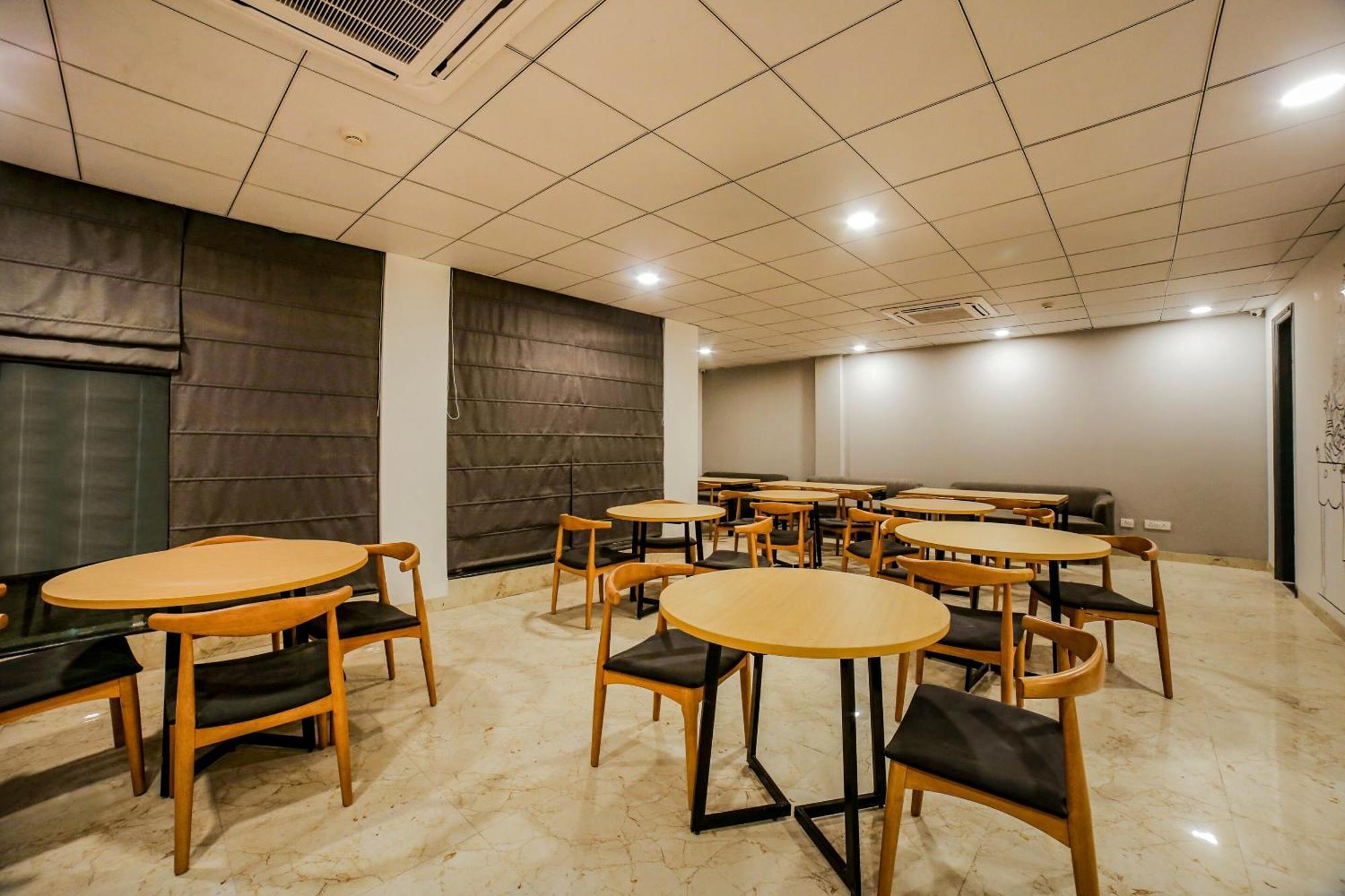 Hotel O Star Key Gurgaon Ngoại thất bức ảnh